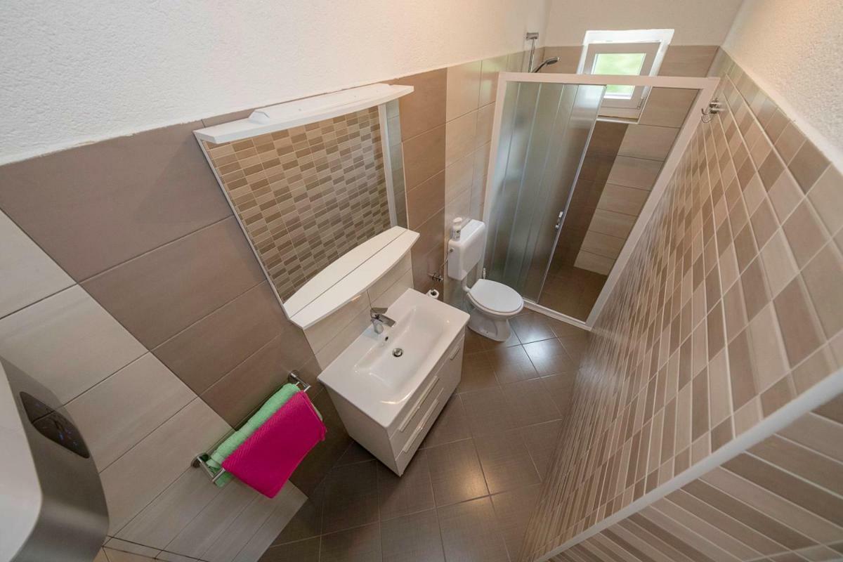 Apartman Jasmina Banjol Eksteriør bilde