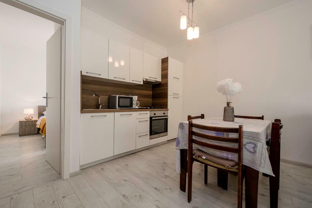 Apartman Jasmina Banjol Eksteriør bilde